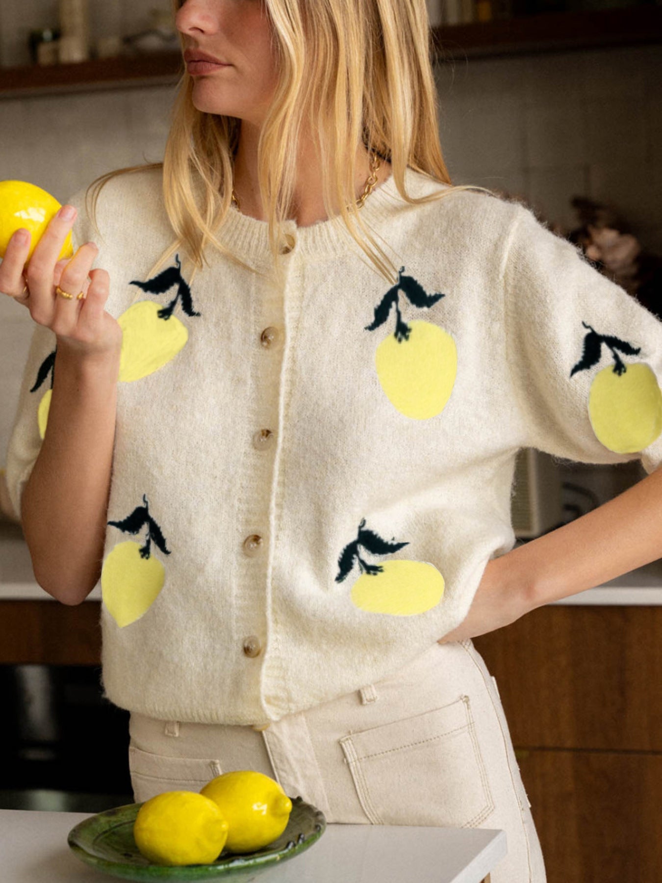 Fresh lemon print knitted cardigan short-sleeved top · French retro romantic atmosphere