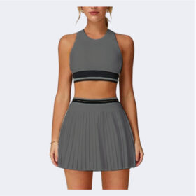 Women’s Sleeveless Golf Set｜Fitted Crop Top & High-Waist Pleated Skirt｜Stretchy & Lightweight｜2 Colors Available